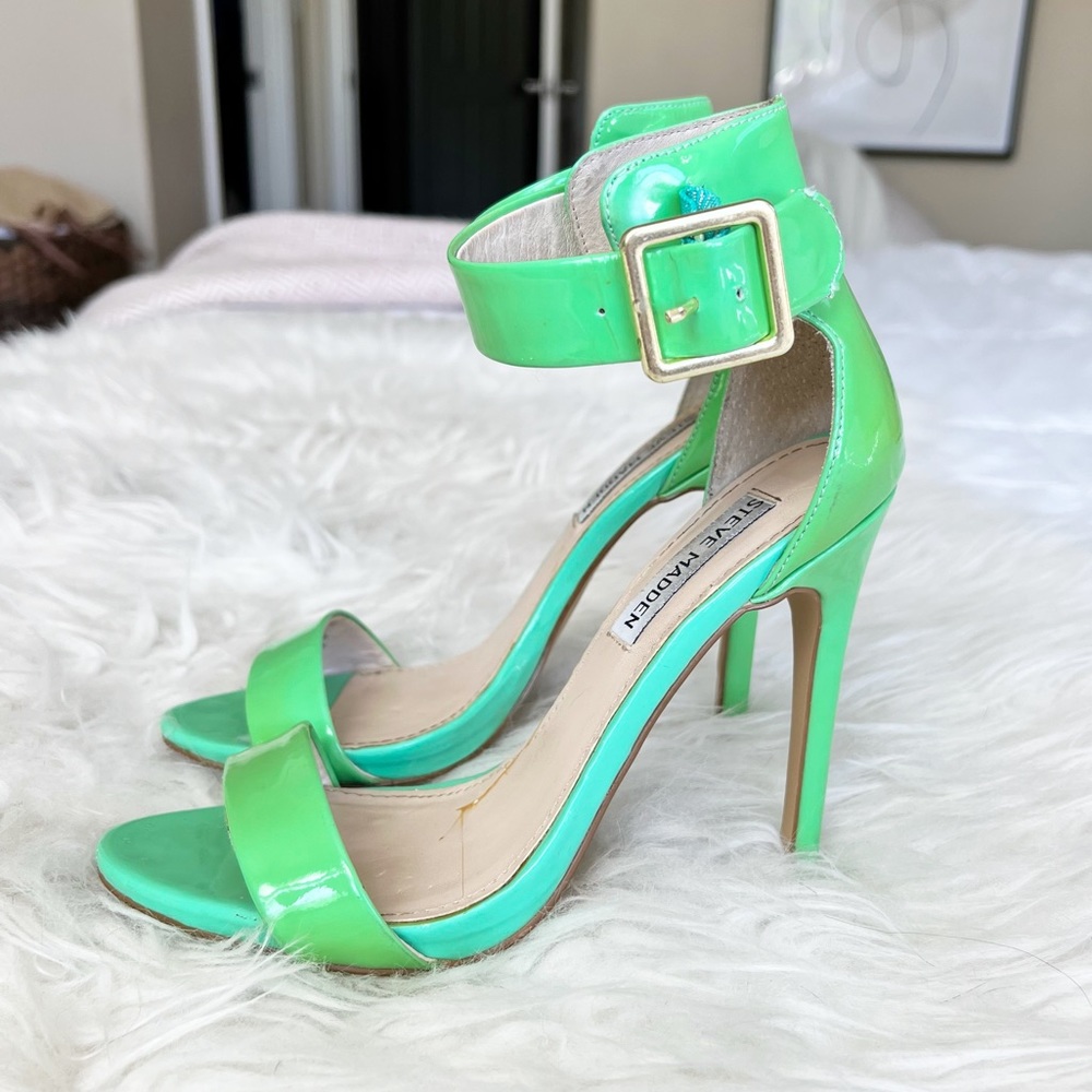 STEVE MADDEN Mint Green Marlenee Heels